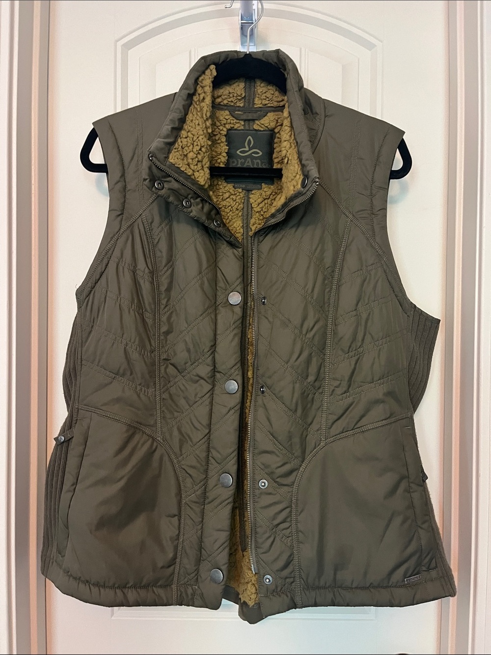 Prana Olive Quilted Sherpa Vest in Army Green